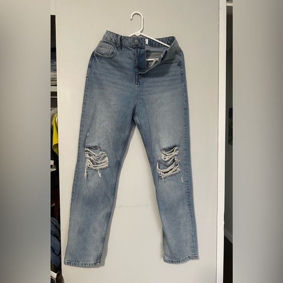 Miss Selfridge high rise relaxed dad jean with rips - Picture 4 of 6